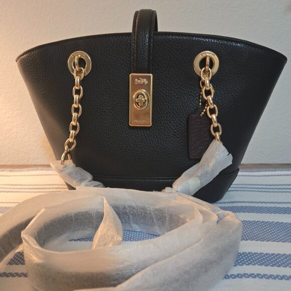 COACH C8399 - LANE BUCKET BAG GOLD/BLACK MULTI - Picture 1 of 7